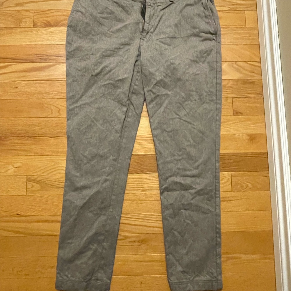 Classic Gray Men's Chinos J. Lindberg 36 x 32